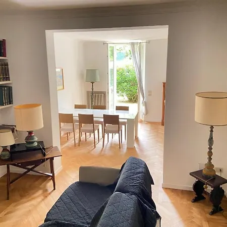 Vagabunda Sea & Garden Apartment